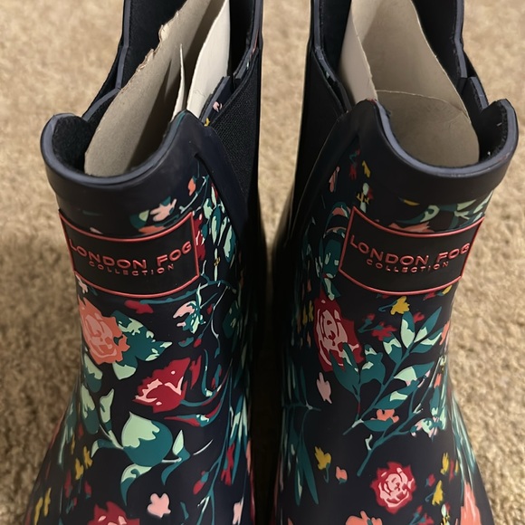 LONDON FOG Women's Piccadilly Rain Boot - Picture 10 of 10